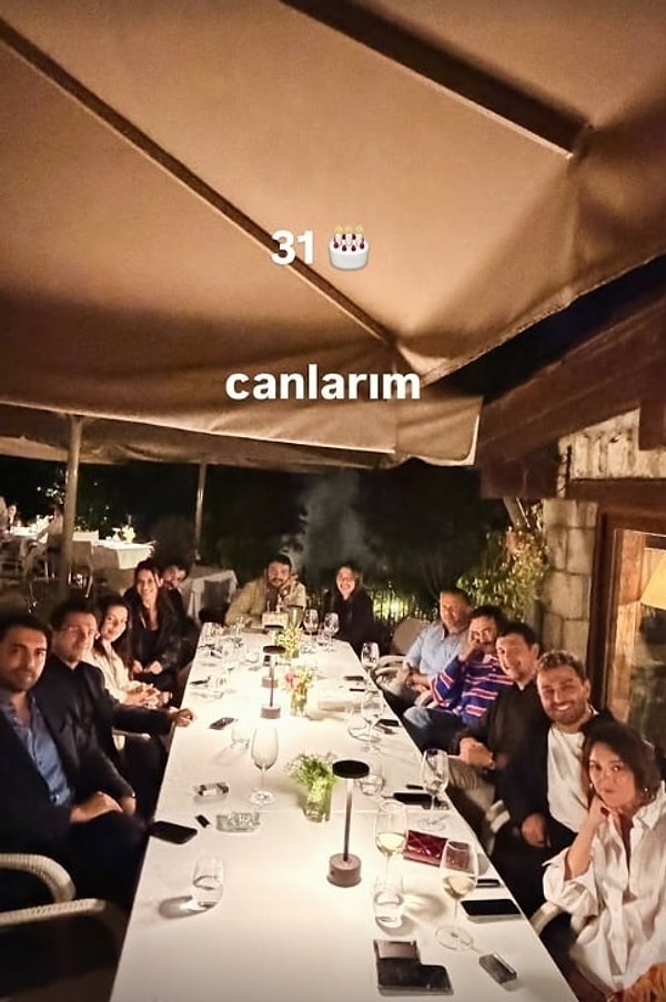 Doğum günü partisinde yan yana görüntülendiler.