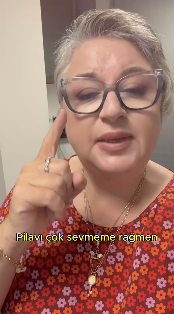 Paylaşımına göre Bayburtluoğlu'nun mutfağının standardı basmati pirinç değil; bunun tek nedeni de beslenme değeri değil.