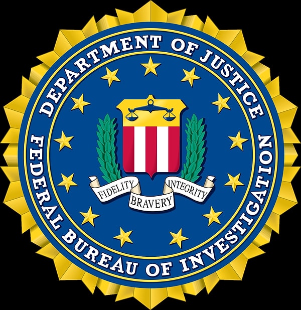 Grubun paylaştığı örnek dosyada 5 bin FBI çalışanının isim, telefon, ev adresi ve doğum tarihi yer alıyor.