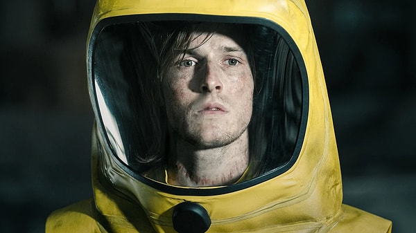 23. Dark (2017-2020) - IMDb: 8.7