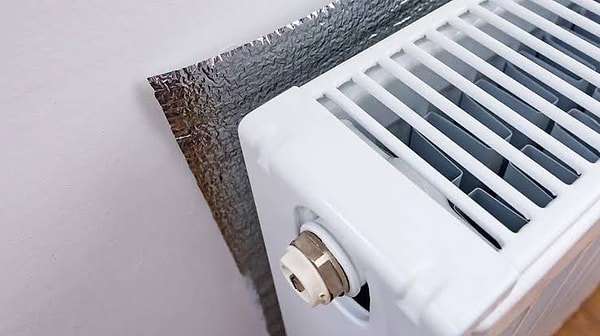 Isıtma uzmanları, radyatör temizliğinin yılda en az bir veya iki kez yapılmasını ve bu işlemin kış sezonu başlamadan 1 Ekim tarihine kadar tamamlanmasını tavsiye ediyor.