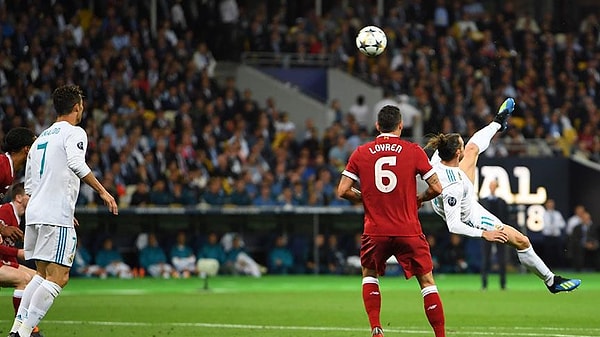 Zidane, Real Madrid'in başında 263 maça çıktı ve 11 kupa kazandı