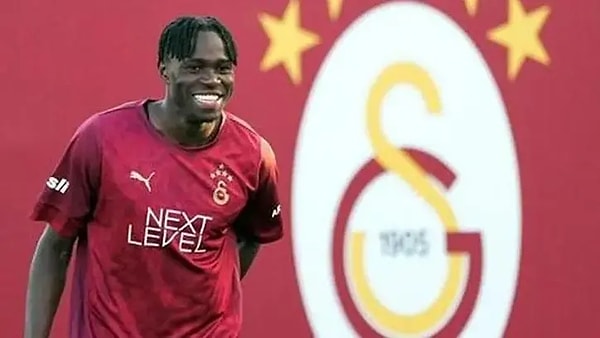 Galatasaray: Singo'da sağ üst arka adale grubunda ileri-orta düzey zorlanma var, tedavi planlandığı gibi sürüyor