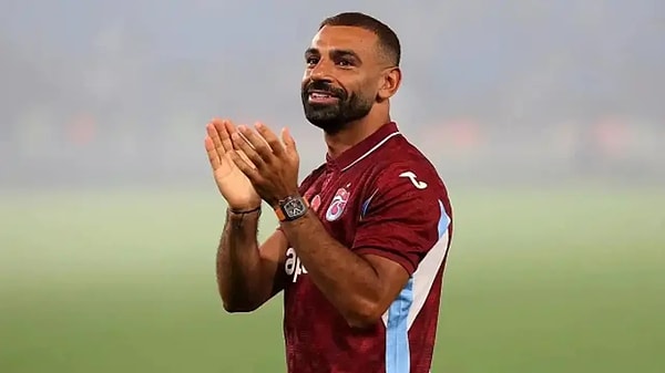 9. Mohamed Salah, Liverpool'la Avrupa ve İngiltere şampiyonu oldu.