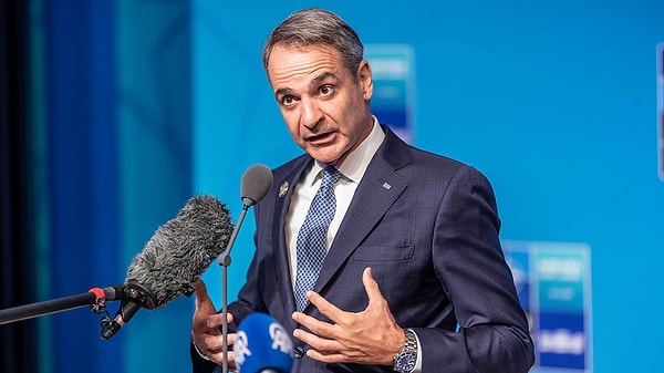 Miçotakis Bayeux Halısını Örnek Gösterdi
