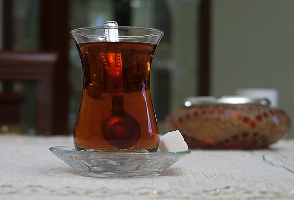 Yeniden kaynayan çay ilk demdeki aromasını geri kazanmıyor