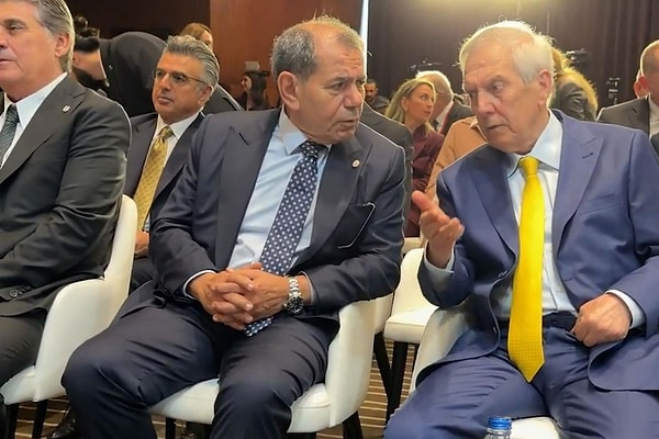 Aziz Yıldırım'la yan yana oturdu.