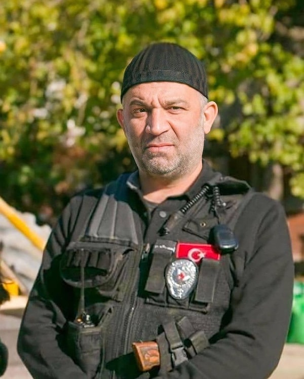 Çoruh'a göre Arka Sokaklar, yeni dizilerden daha fazla reyting alırken ekrana veda etti.
