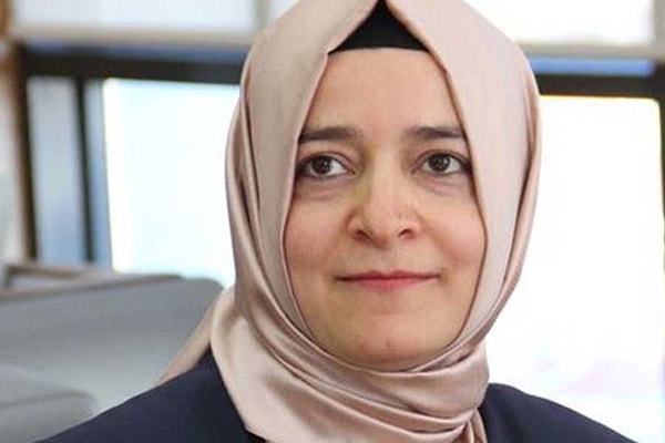 Zeynel Emre, Kaya’nın hisse işlemlerine ilişkin iddiaları gündeme taşıdı