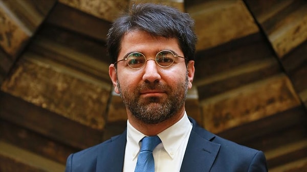 Emrah Şener, BKM soruşturmasında tutuklandıktan bir süre sonra ev hapsiyle tahliye edilmişti.
