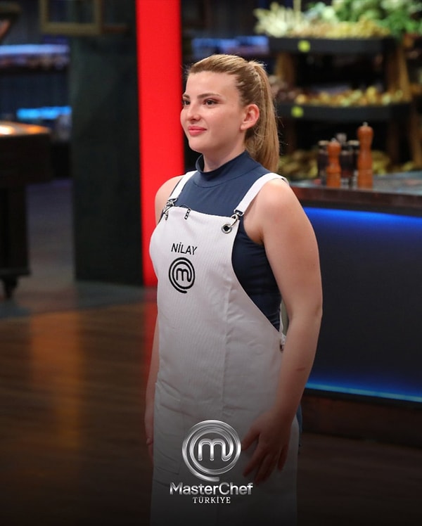 Elif Nilay Özgen, Bolu Mengen'de yetişen ve 7 yıldır mutfakta çalışan 24 yaşında bir gastronomi profesyoneli.