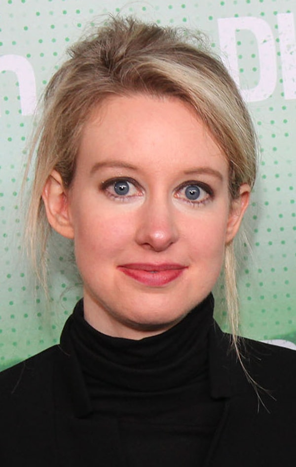 Elizabeth Holmes, birkaç damla kanla yüzlerce test yapacağını söyledi ve Theranos'u 9 milyar dolarlık bir şirkete dönüştürdü.