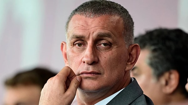 Tribünler Hacıosmanoğlu'na villaları hatırlattı.