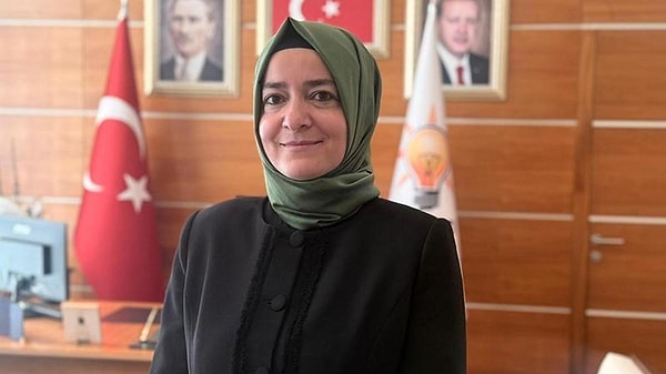 Eşi İlyas Kaya'nın tablosu da farklı değil: 99 milyon 687 bin liralık yatırım, 826 milyon liralık çıkış.