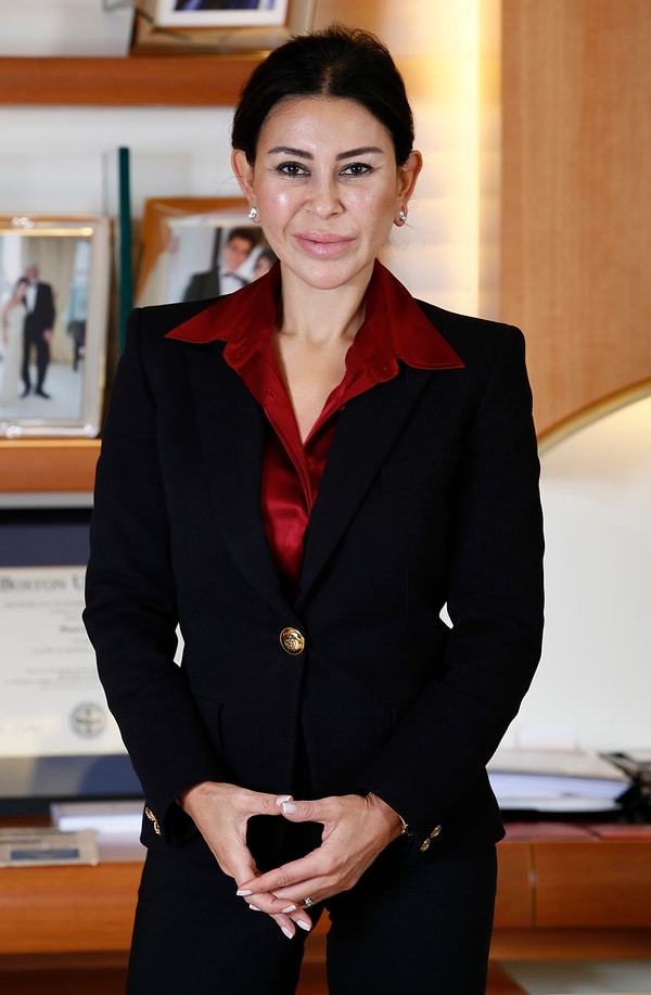 Suzan Sabancı, Akbank'ın başındaki isim olarak biliniyor ama bu kez bir anne olarak konuştu.