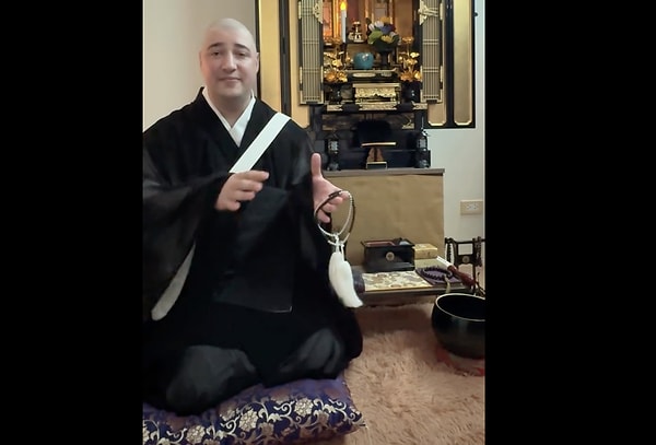 Japonya'da Budist Rahipler Nasıl Geçiniyor?