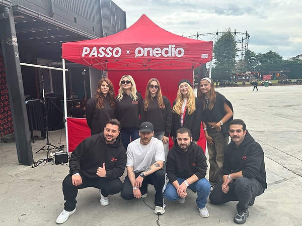 Onedio ve Passo işbirliği ile açılan stant, Metro Boomin konserinde de ziyaretçilerin rutinden çıkmasına yardımcı oldu.