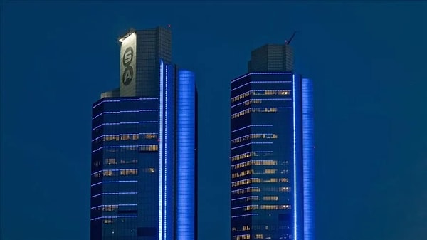 Sabancı Holding, dünya sıralamasında 23'üncü olarak Türkiye'nin en iyi işvereni oldu.