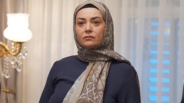 Pembe'nin Çarpıntı'sı 13 bölümde bitti, Mustafa'nın Aşk ve Taht'ı ise 7 Ekim'de veda ediyor.