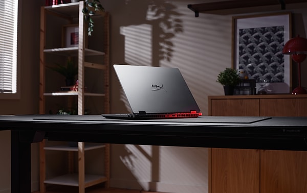 Ekosistemin merkezi: HyperX OMEN Laptop 15