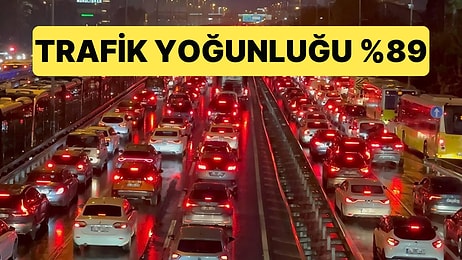 Sağanak ve Fırtına İstanbul Trafiğini Kilitledi: Yoğunluk Yüzde 89'a Çıktı, Yarın İçin Sarı Kod Var