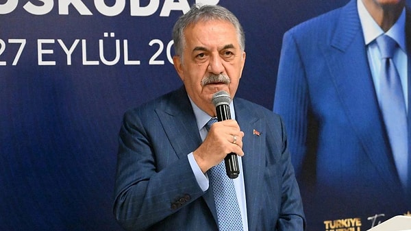 Yurt dışına çıkış yasağı uygulanmıştı.