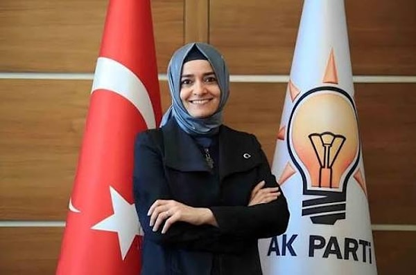 Borsadan 2,2 milyar TL aldığı haberleri sonrasında tüm görevlerinden istifa eden ancak hakkında henüz soruşturma açılmayan eski bakan Fatma Betül Sayan Kaya hakkında yeni bir iddia gündeme geldi.