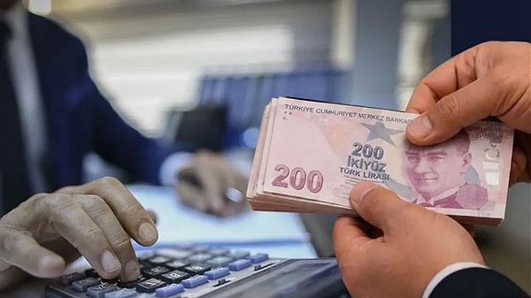 Memurlar haziran ve aralıkta birer net asgari ücret alacak, ödemelerden damga vergisi dışında kesinti yapılmayacak.