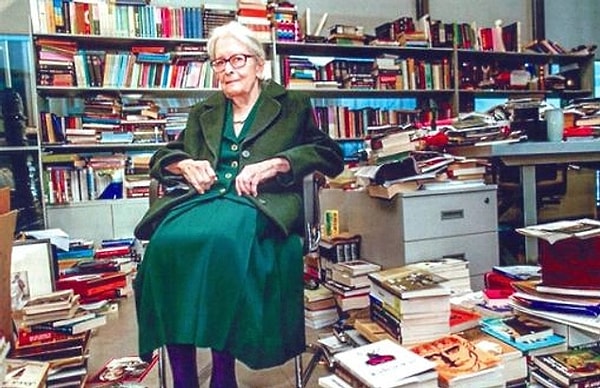 Prof. Dr. İoanna Kuçuradi Ne İş Yapıyordu?
