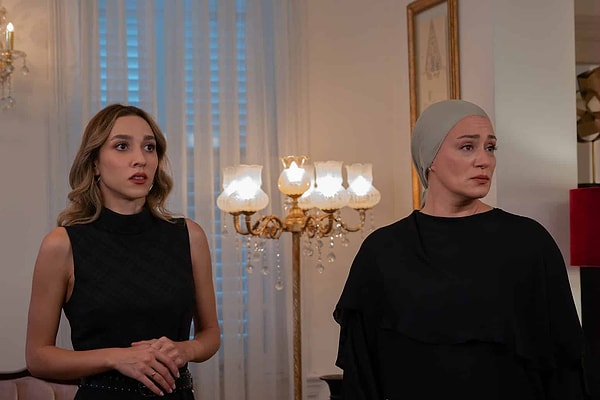 Dizi iki hafta sonra Total'de 4,47 reytingle 5. sıraya geriledi.