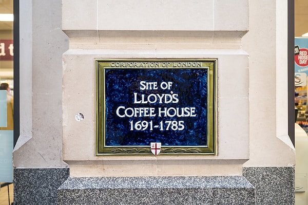 Lloyd’s Coffee House sigorta dünyasının merkezine dönüştü.