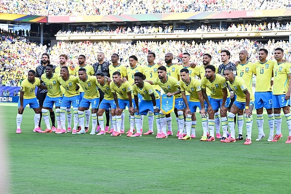 Brezilya Hindistan'ı 4-0 yendi.
