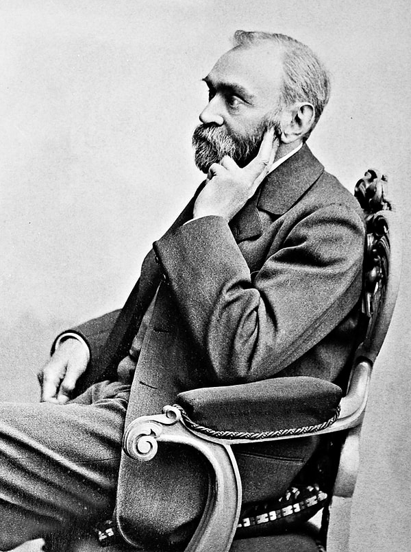 Para Alfred Nobel'in Servetinden Geliyor