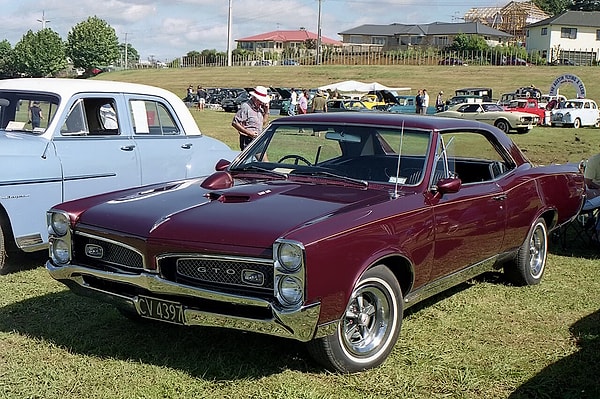 7. Pontiac: GTO ve Firebird'ün markası GM'in iflasına kurban gitti
