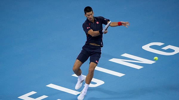 Djokovic yarı finalde ilk seti 7-5 kazandı.