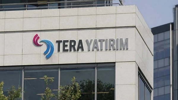 Erdin Özel 27 Eylül'de ikinci kez gözaltına alındı, Fatma Betül Sayan Kaya ise 8 Nisan'da 250 bin Özata hissesi aldı.