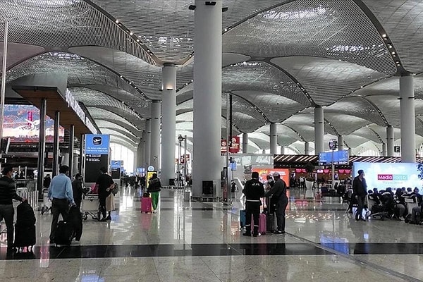 Platformların Türkiye'de çalışabilmesi için 5 milyon liralık izin belgesi alması gerekecek.
