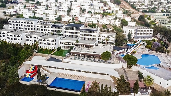 Mahkeme, otelin sahibi şirketlerle Mustafa Polat'a 3 aylık geçici mühlet tanıdı.