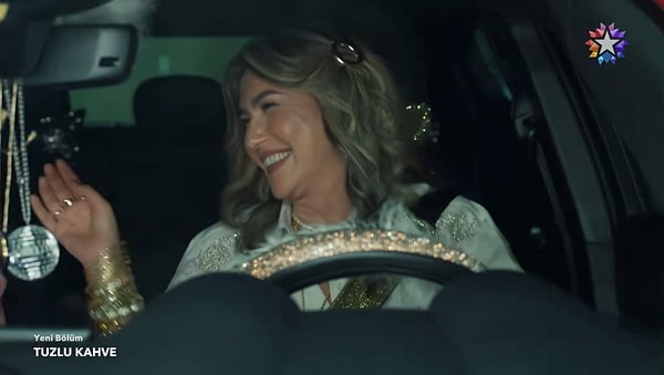"Hav hav havcı çocuklar söyler" çıkışı Şevval Sam'ı da güldürdü.
