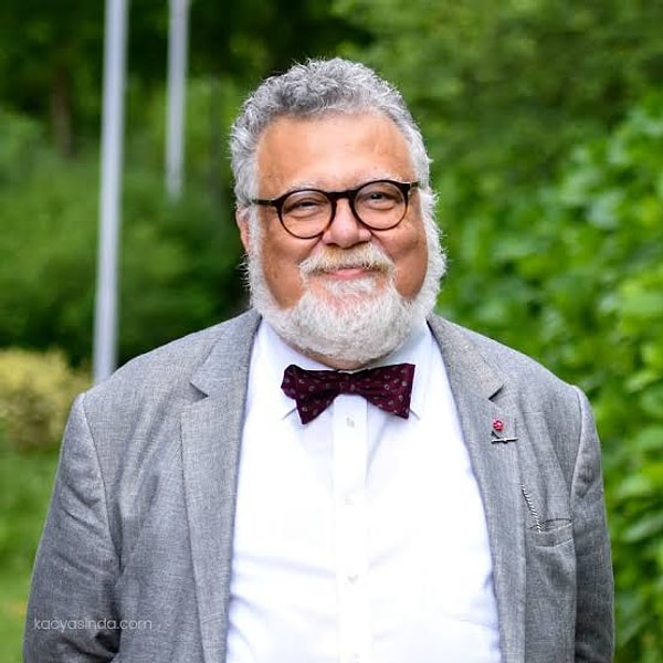 Celal Şengör, bilimsel çalışmalarının yanında kendine özgü anlatımıyla da Türkiye’nin en çok tanınan akademisyenlerinden biri.