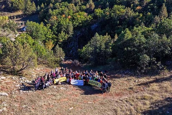 Obruğun İçinde Yer Altı Göleti Var