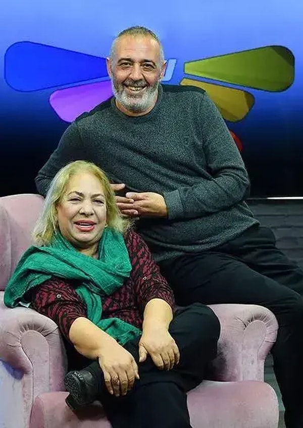 Dilber Ay, Türk halk müziğinin sevilen isimlerinden biriydi.