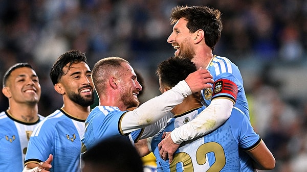 208 maçta 126 gol: Messi, uluslararası gol sıralamasında yalnızca Ronaldo'nun gerisinde kaldı.