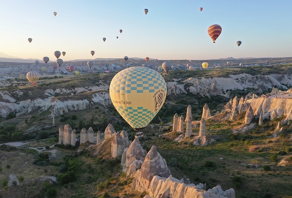 Adana'da narenciye ihracatçısı, Erzincan'da altın madeni işletmecisi: Tarım ve madencilik de kazandırıyor.
