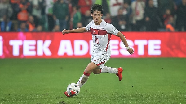 Futbolcuları suçlayanlar yüzde 18'de kaldı, "şanssızlık" diyen neredeyse yok.
