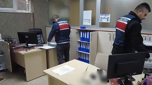 Başkan yardımcısının adına bin 630 taşınmaz çıktı!