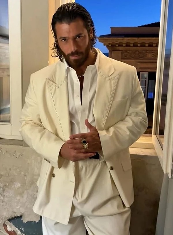 Can Yaman'ın kaslı fiziği, Hakan Hatipoğlu'na göre Survivor parkurunda hiç işe yaramayacak.
