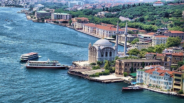 Ortaköy Camii (İstanbul): 4,8 puan, 45.257 yorum