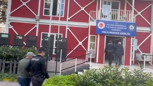 Mimar ve şantiye şefi tutuklandı.