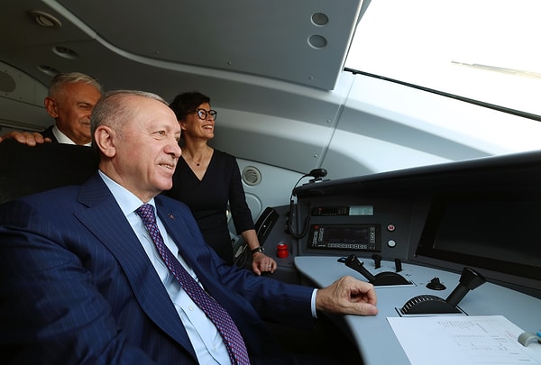 Cumhurbaşkanı Erdoğan'dan "Korkuyorum" diyen Marta Kos'a yanıt: "Biz buradayken korkma."